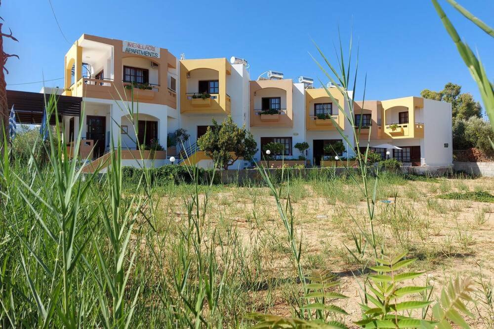 Menelaos Apartments Daratsos ภายนอก รูปภาพ