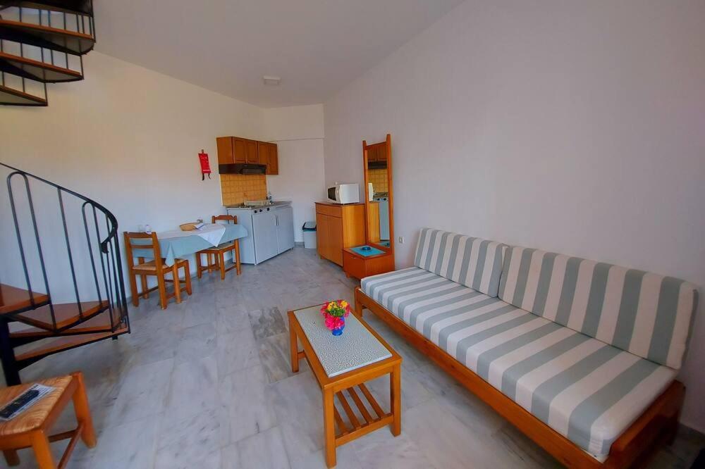Menelaos Apartments Daratsos ภายนอก รูปภาพ
