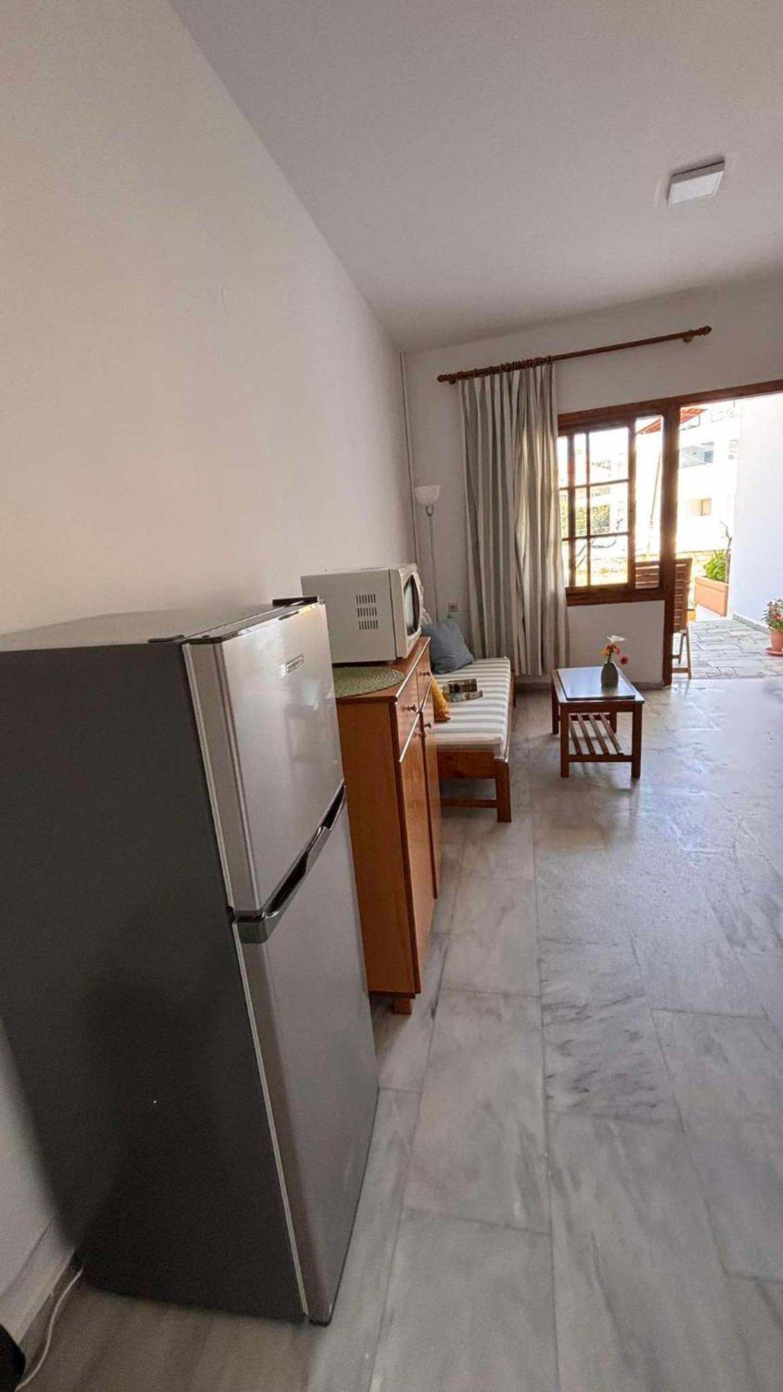 Menelaos Apartments Daratsos ภายนอก รูปภาพ